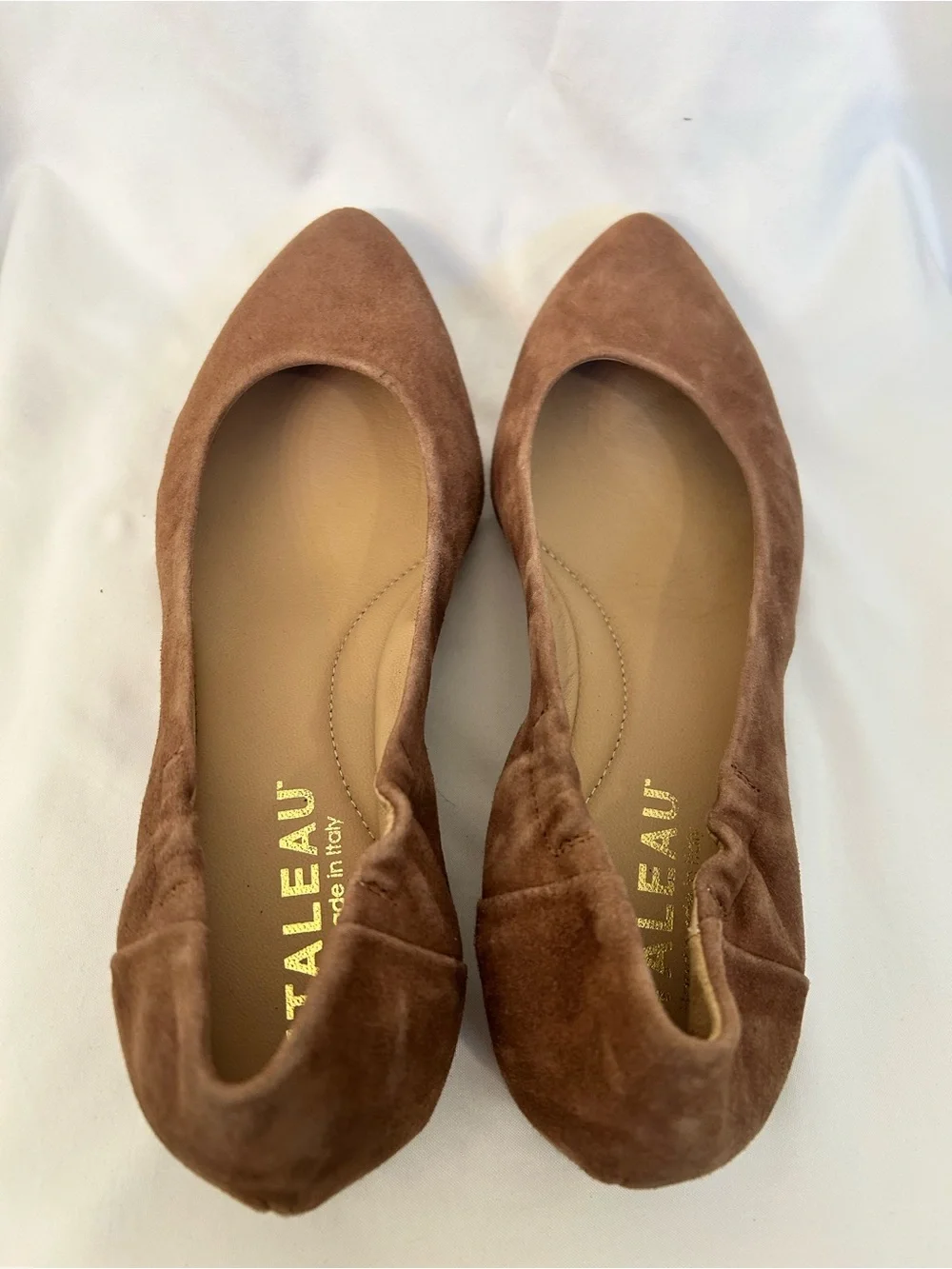 Italeau stylish pointed